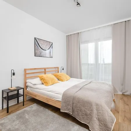 Klasyczny Apartament Z Balkonem We Wroclawiu By Noclegi Renters Exterior photo