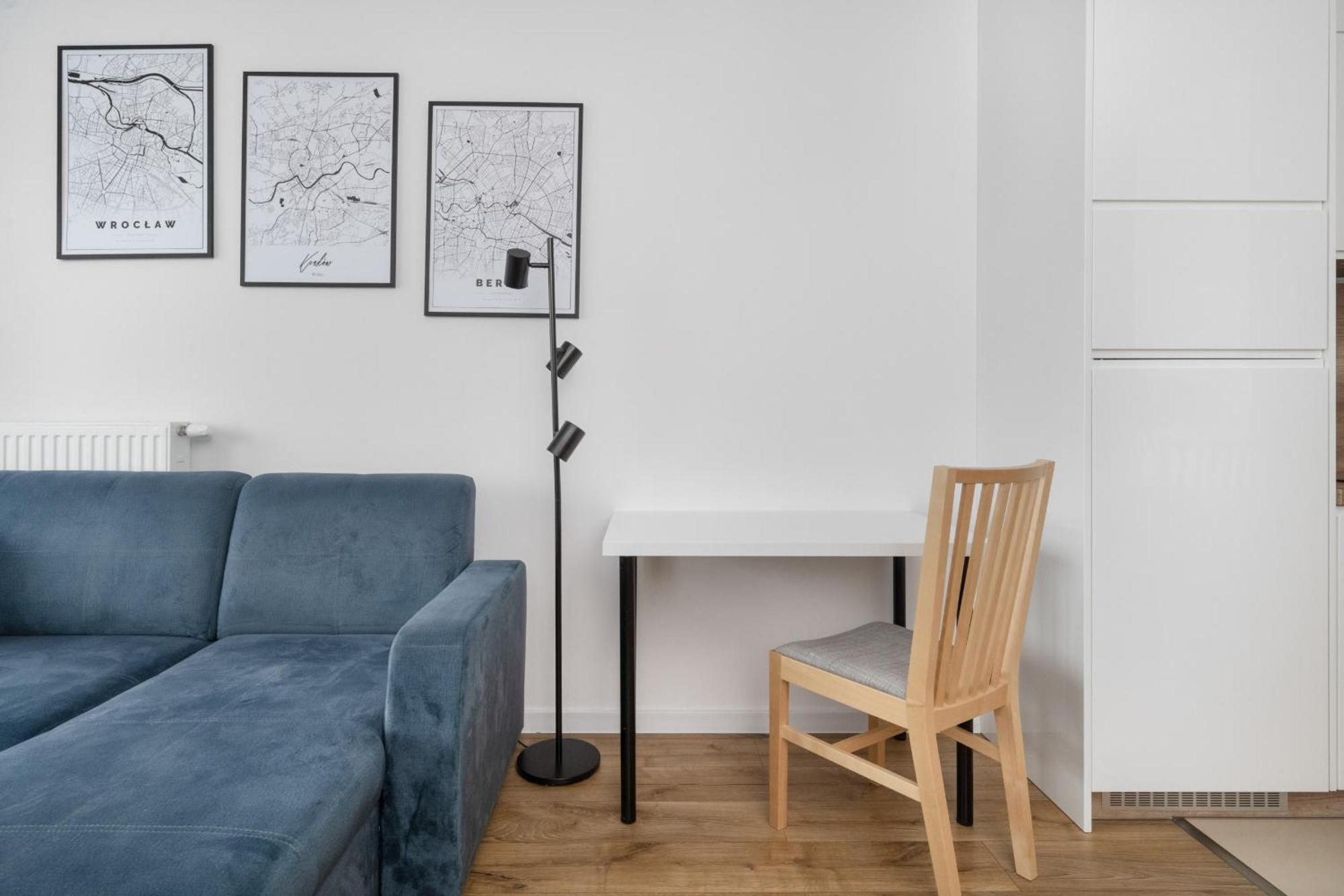 Klasyczny Z Balkonem We Wroclawiu By Renters *